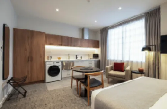 亨斯廷斯請求 酒店