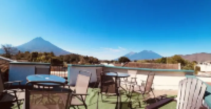 Hotel Luna Maya Antigua