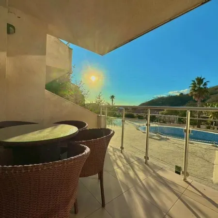 Sunset Poolside Retreat Blueh