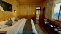 Hostay Tirthan Hotels in Chippni