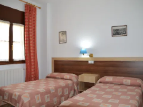 Labella - Hostal Rural Restaurante Hotels in Comarca de Guadix