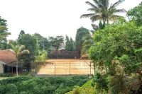 Kabira Country Club Hotels near ssemazzi acarde