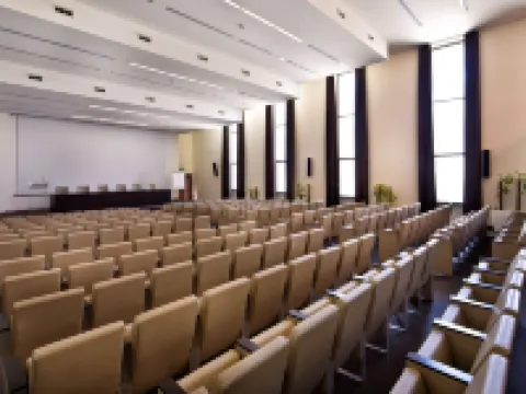 TH アッシジ - ホテル チェナコロ アッシジのホテル