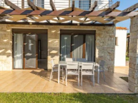 Friday Mood Hotels in Pallini