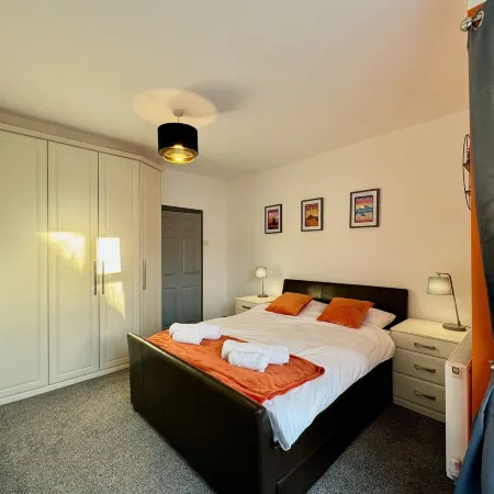 Crow Hill House - Great for Contractors or Family Holidays