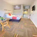 Cobb Inlander Motel Hotels in Hay