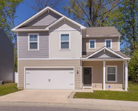 Modern 3Bdrm Home | Family-Friendly, Close to Zoo Hotels in Akron