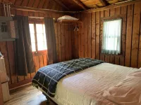 Enjoy the views at this Gorgeous Lakeside Get-away!