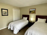 Upgraded 3 BR condo on Pinehurst Course 3- walking distance to main club house Hotels in Pinehurst
