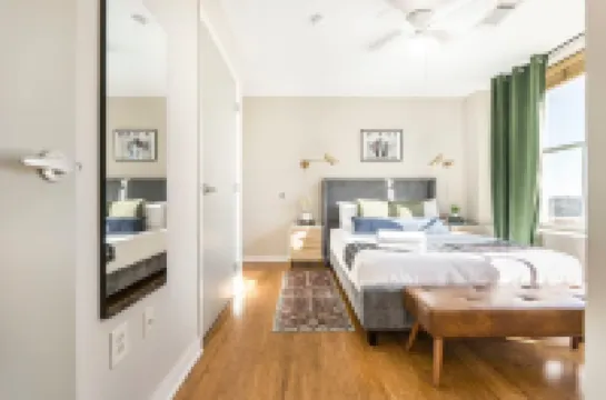 Chic Music-Inspired Getaway - Stylish Urban Retreat