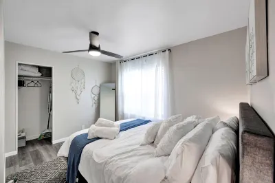 Proximity to Von Stiehl Winery and Crescent Beach - Stylish Getaway