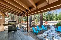 Forested Family Getaway: Hot Tub, BBQ, Ping Pong