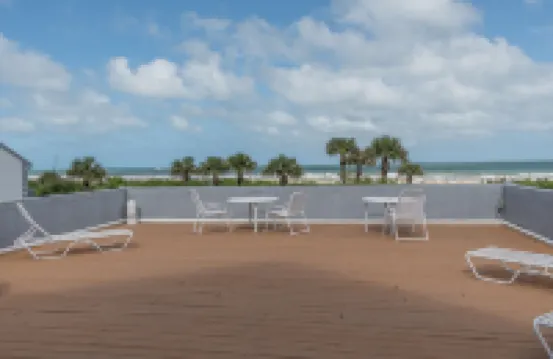 Luxury Amenities and Private Beach Access - Charming Coastal Retreat