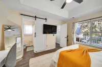 Large Yard with Deck and BBQ Grill - Charming Oasis