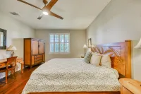 Ground-Floor Condo w/Shared Hot Tub, Pool, Gym, Central A/C, Free WiFi, Patio