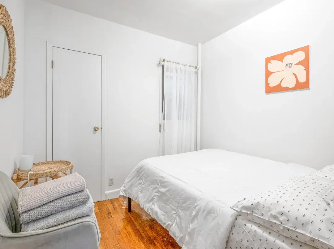 Lovely Apt Near Central Park! - Brooklyn, NY