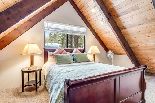Forest-view cabin with woodstove & furnished deck - walk to golf course