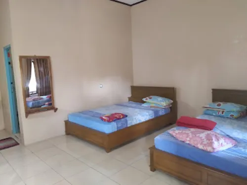 Hotel Putra Sindang Asih Hotels in Cijulang