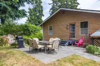 Breathtaking Views and Game Room - Delightful Coastal Sanctuary