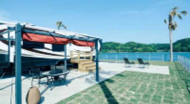 THE TRAILERHOUSE VILLAGE NAGASAKI TSUBAKI PREMIUM 松浦のホテル