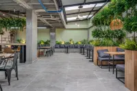 하우시 로렐레스 메데인 호텔