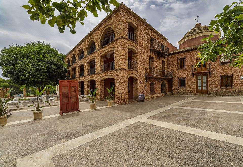 hotel overview picture