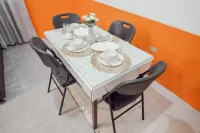 RB Modern Condos - Kitchens