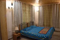 SUNS Cottage Kasauli - Bjergudsigt