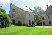 Holiday Home in Viroinval by the River