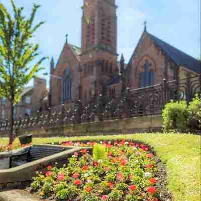 Kelpies Serviced Apartments Hotel Exterior