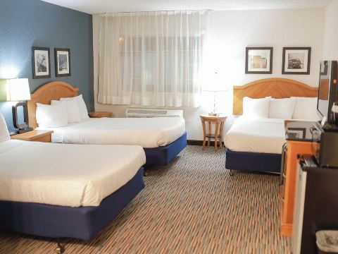 Harbor Town Inn