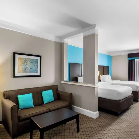 Comfort Suites at Katy Mills