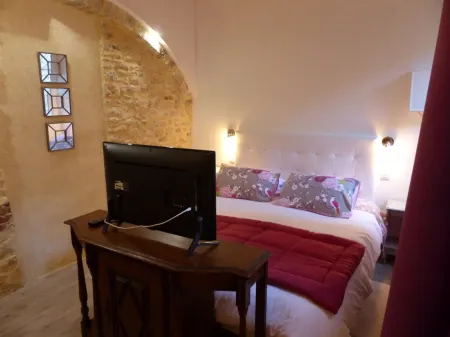 Chambre d'hôtes Logis de Saint Jean Отели в г. Байе