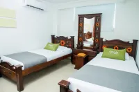 Ayenda 1315 Candiac Hotels in 