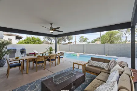 Bichito’s Playground - Heated Pool, Walkable