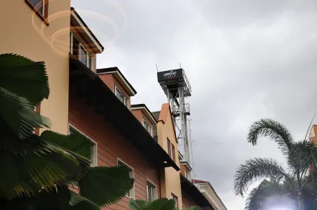 L'Eola Hotel by Mantis