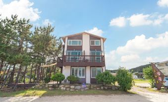 Goseong Omaju Pension