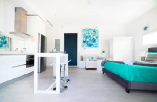 Cayman Luxury Rentals at the Grove