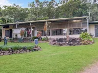 Elysium Retreat & Stays Hotels in Yeppoon