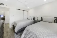 South Seas Beach Villa 2535 Home