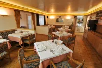 Hotel Cristallo Hotel a Vigo di Fassa