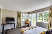 The Farmhouse Hotel a Poraiti