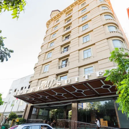 MJ Hotel and Suites