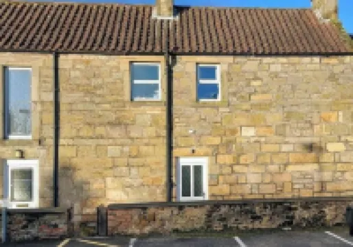 Bees Townhouse- Cupar