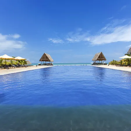 Maalu Maalu Resort & Spa - Thema Collection