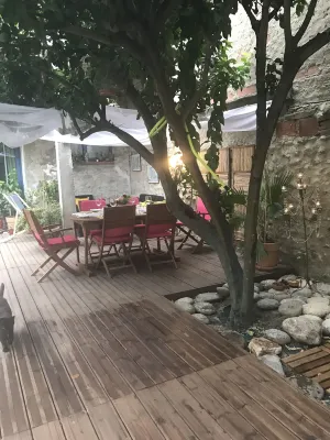 Casa Mia Hotels in Thuir