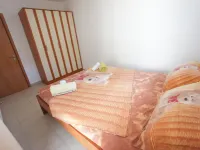 Petrovac Bay Apartments Hotels in Petrovac