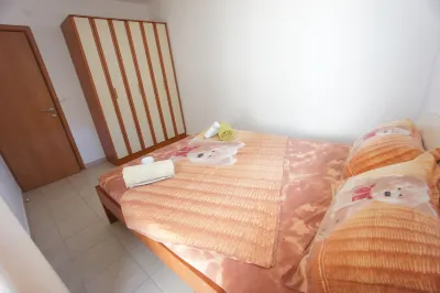 Petrovac Bay Apartments