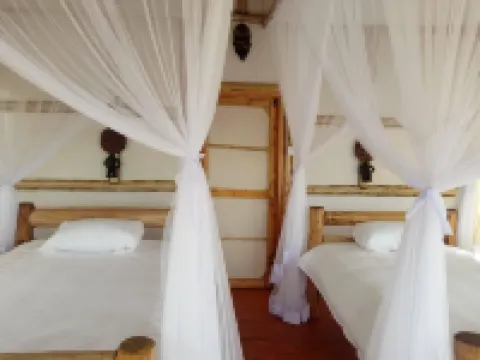 Kazinga Wilderness Safari Camp Hotels in Busongora