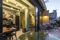 The Shell House Hotels near St. Peter's Church